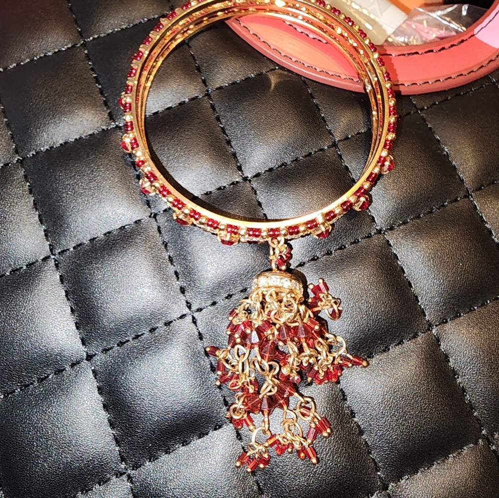 Bollywood Goldtone and Red Bangle Set - Picture 3 of 9